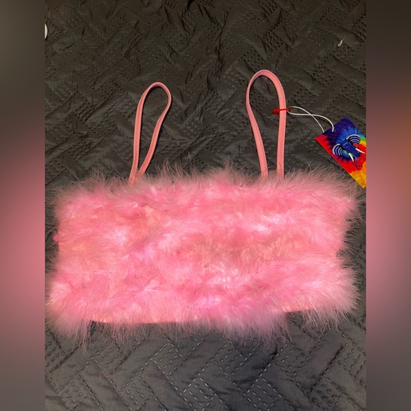 iHeartRaves Tops - Pink fuzzy top